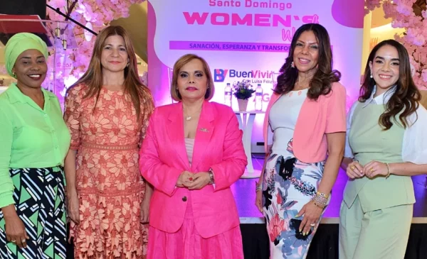 Altagracia Valdez, Luisa Féliz, Rommy Grullón, Mayra Matos Paulino y Dalia Aguiló.