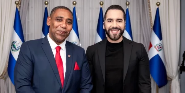 Favio Rondón y Nayib Bukele.