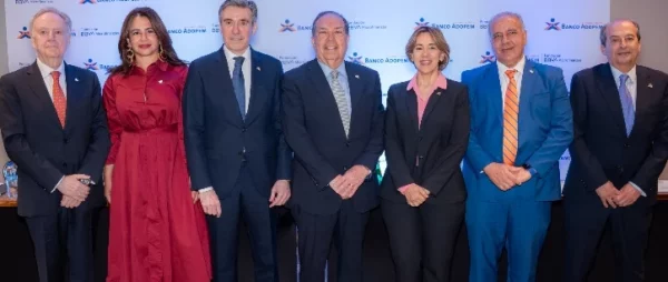 Ramón Feijoo, Awilda Alcántara, Javier Flores, José  Colomer, Mercedes Canalda, Ricardo Canalda y Pedro Luis Saiz.