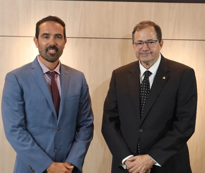 Armando José Pérez y Steven Puig.