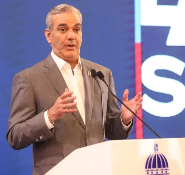 Momentos en que el Presidente ofrece  detalles. José Francisco