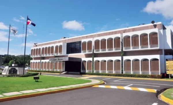 El periódico Listín Diario tiene 135 años de fundado y es uno de los de más audiencia digital en el país.  AGENCIA FOTO