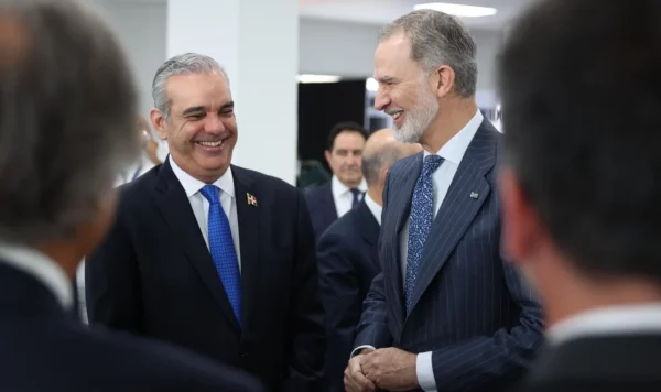 En el día de las conclusiones del congreso estuvieron el Presidente Abinader y el rey Felipe VI.