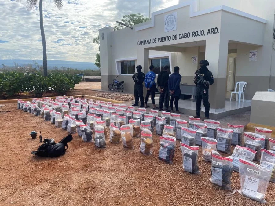 Alijo ocupado en costas de Pedernales