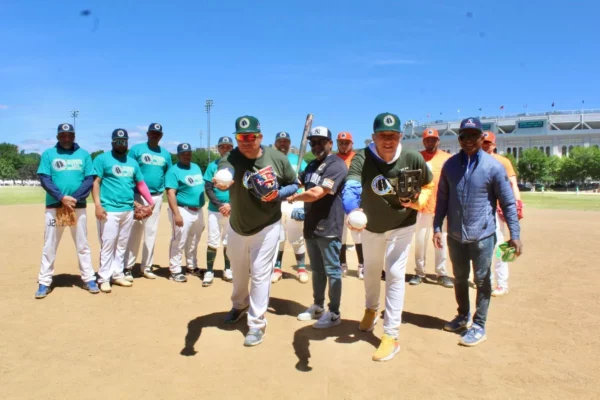 Bartolo Colon y Julian Tavarez