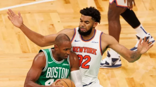 Al Horford y Karl Anthony Towns en un duelo de temporada regular en la NBA. Fuente externa