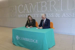 MINERD y la Universidad de Cambridge acuerdan impulsar la enseñanza del inglés en RD