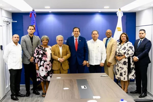 Colegio Médico suspende marcha