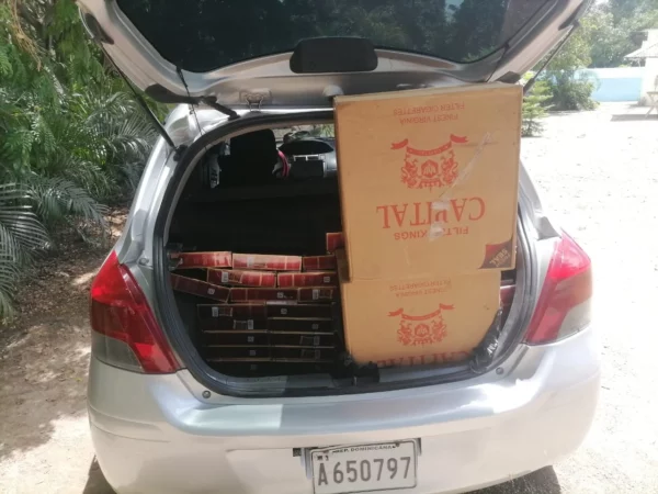 Detienen a cabo del Ejército con más de 59,000 cigarrillos de contrabando en Dajabón