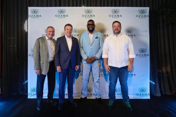 Desde la izquierda Abbott Wolfe, Víctor “Ito” Bisono, David Ortiz y Paíno Henríquez.