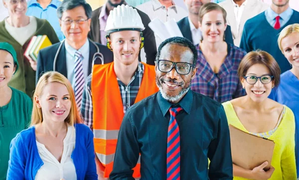 El Día del Trabajador encuentra a los trabajadores de salario mínimo en sector público y las pensiones pendientes