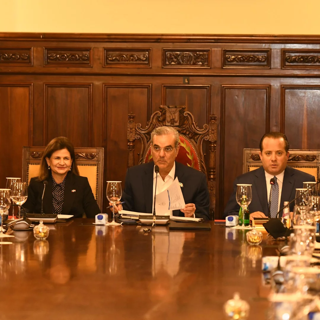 Inicia Consejo de Gobierno encabezado por el presidente Luis Abinader en el Palacio Nacional