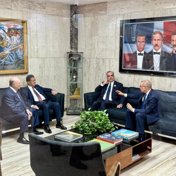 Más allá de la política: líderes dominicanos discuten tema haitiano