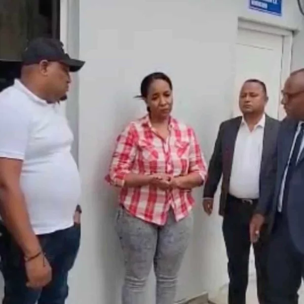 Se entrega mujer señalada como autora intelectual del secuestro de su exempleadora