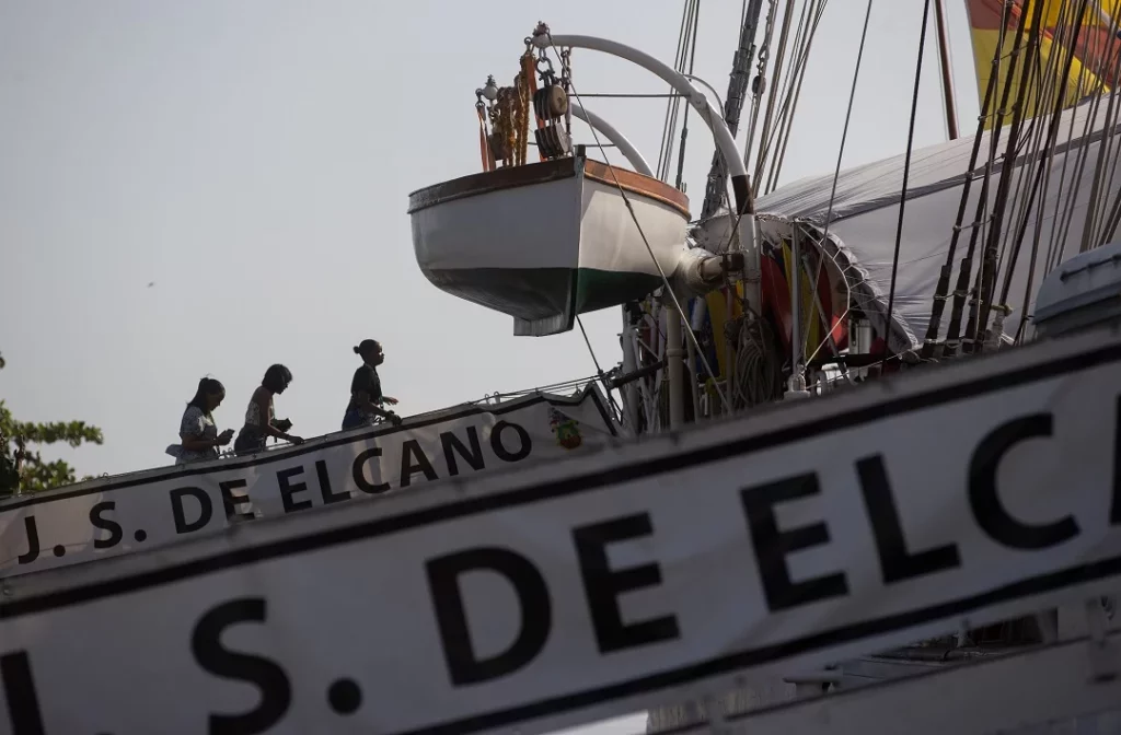 buque español