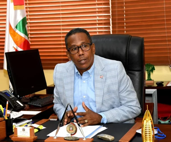 Edgar Augusto Féliz Méndez, director de Comedores.