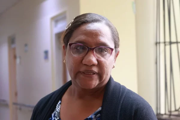 Jet Set- esposa lesionado