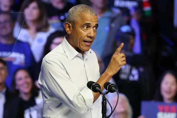 Obama arremete contra la política fiscal de Trump por su impacto social