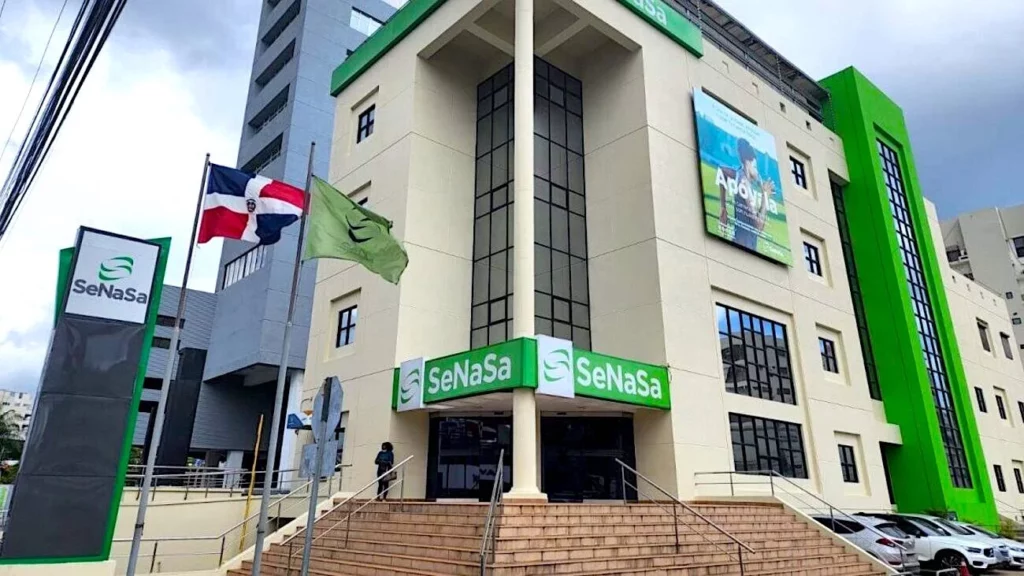 Usuarios del SeNaSa siguen afectados por plataforma