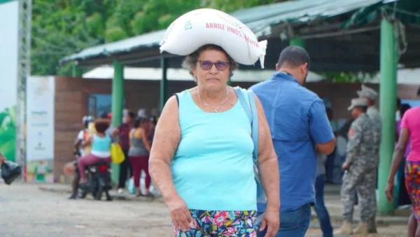 Feria de Inespre con las Madres