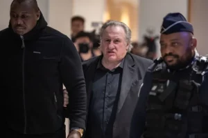Actor Gérard Depardieu condenado a 18 meses de cárcel por agresión sexual