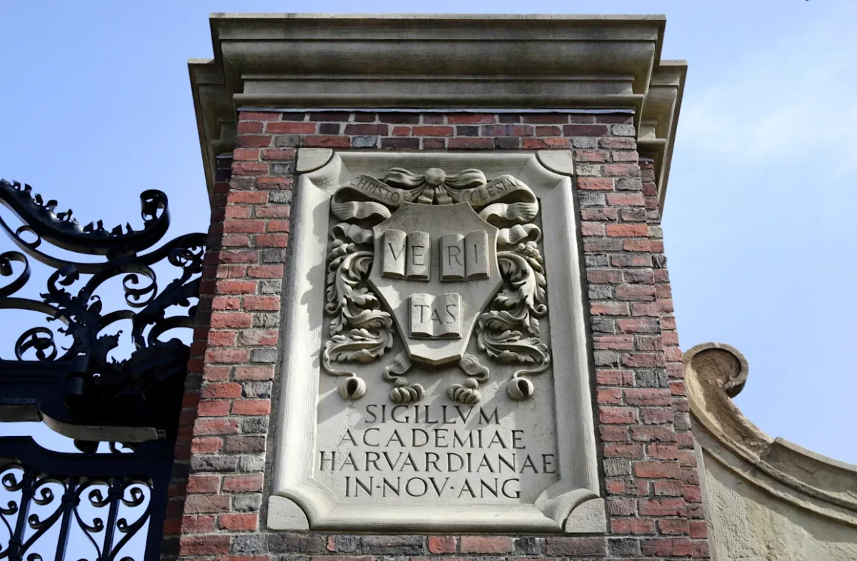 Harvard-Trump