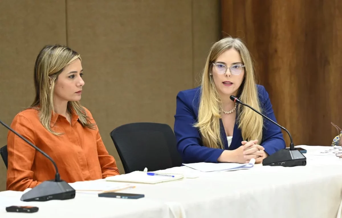 Liz Mieses- Carmen Barceló
