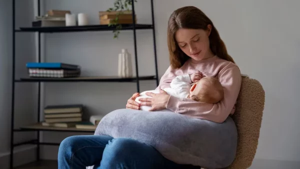 Dispositivo inteligente puede medir cuánta leche beben realmente los bebés amamantados