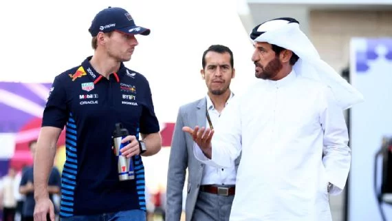 Max Verstappen y Mohammed Ben Sulayem