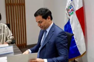 Ministro de Cultura, Roberto Ángel Salcedo, durantre la sesión del Consejo Nacional de Cultura (CNC).
