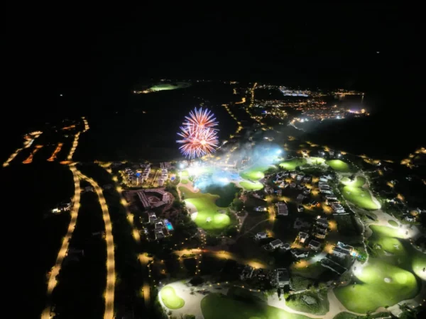 Playa Nueva Romana inaugura el primer campo de golf iluminado en República Dominicana