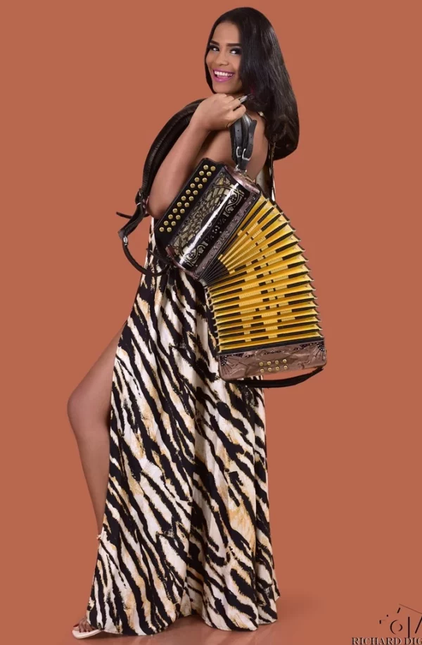 1-La Princesa del Acordeón, 2-Leonela La Dueña del Swing 3-Rolanyi Hernández “ La Muñeca” . 4- La Chiki del Acordeón .