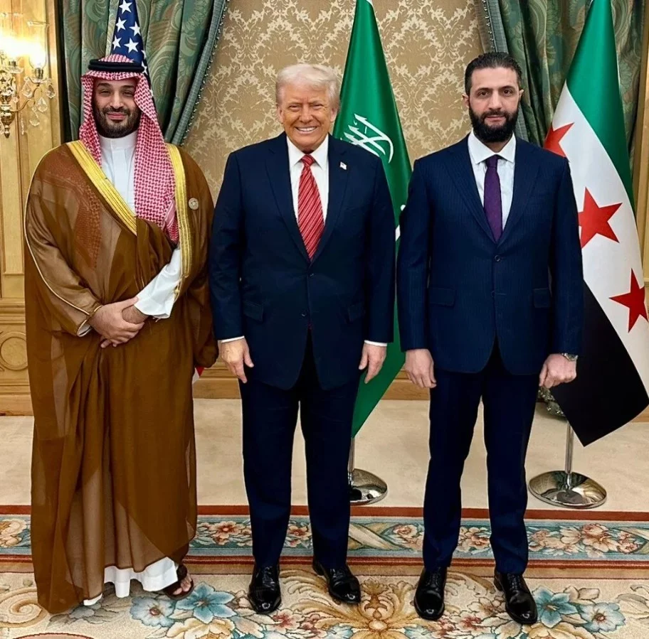 Trump (2)
