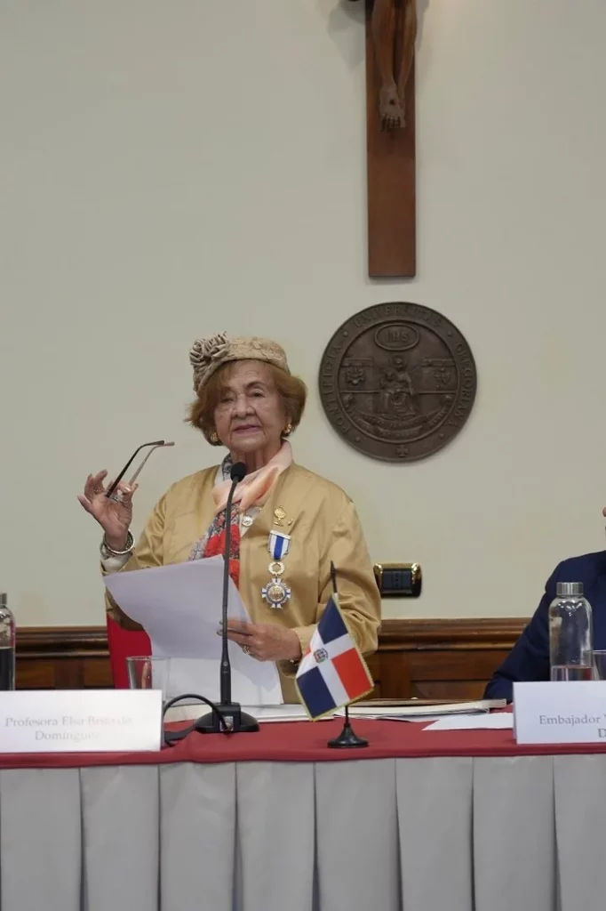 La educadora Elsa Brito de Domínguez 