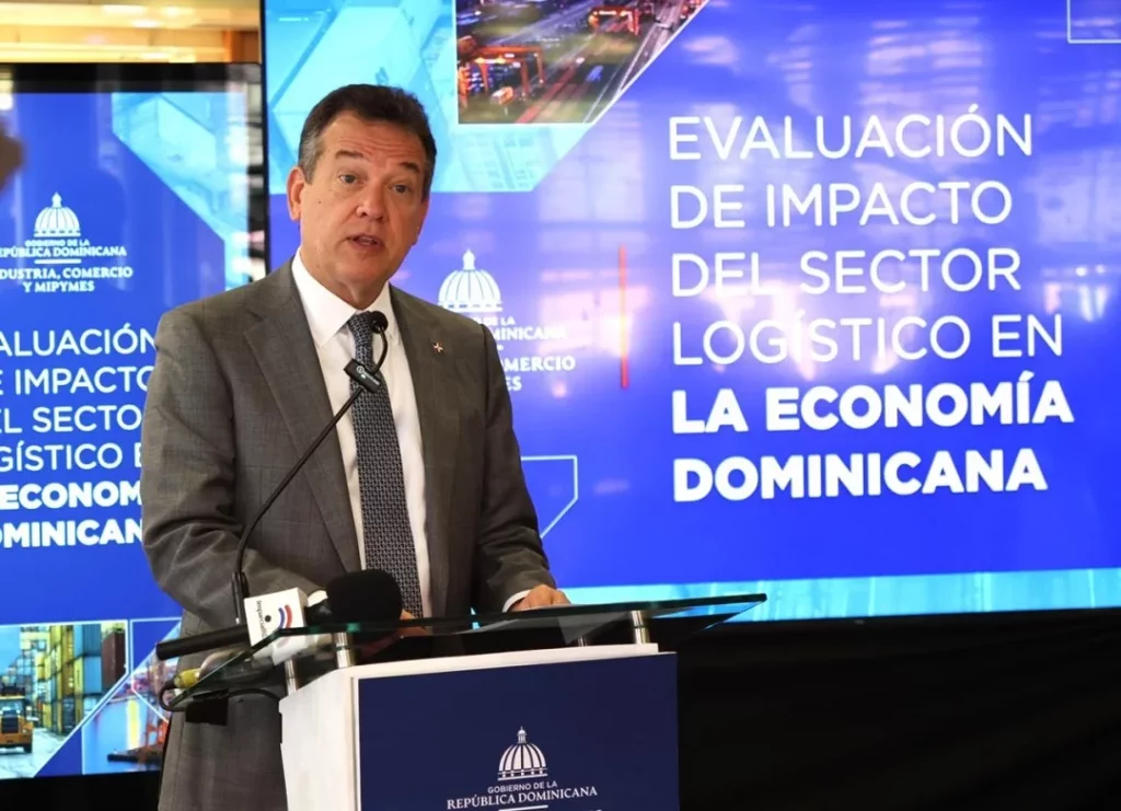 Ministro de Industria y Comercio, Víctor -Ito- Bisonó. Fuente externa