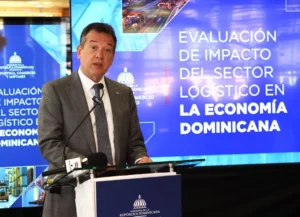 Ministro de Industria y Comercio, Víctor -Ito- Bisonó. Fuente externa