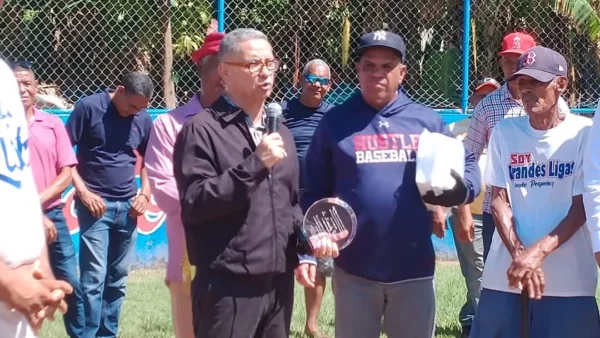 El viceministro de Deportes, Kennedy Vargas, valoró positivamente la entrega del reconocimiento. Fuente externa