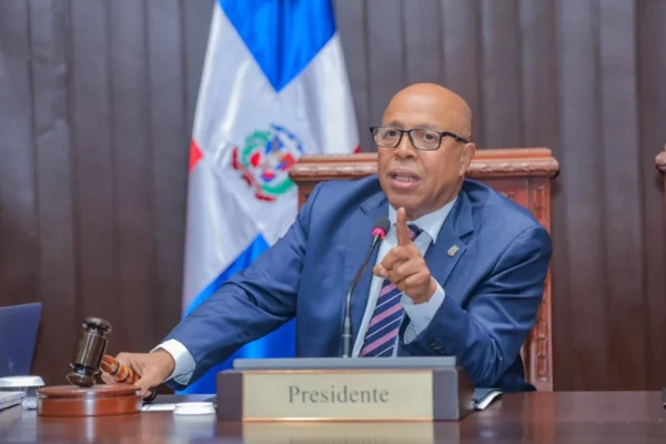 Pacheco llama “francotiradores” a quienes se oponen a agilizar aprobación del Código Penal