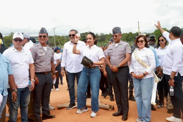 Ministra Interior y Director PN seguirán impulsando acciones por la comunidad