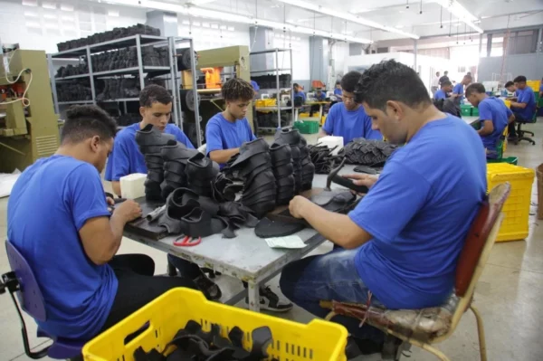 Zapatos de producción local RD