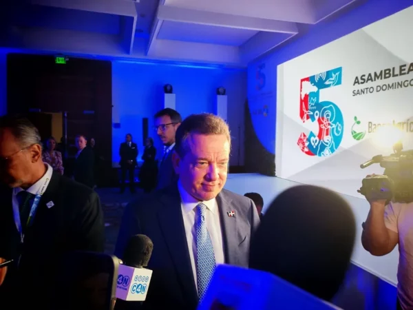 El ministro de Industria, Comercio y Mypimes, Víctor -Ito- Bisonó. Fuente externa