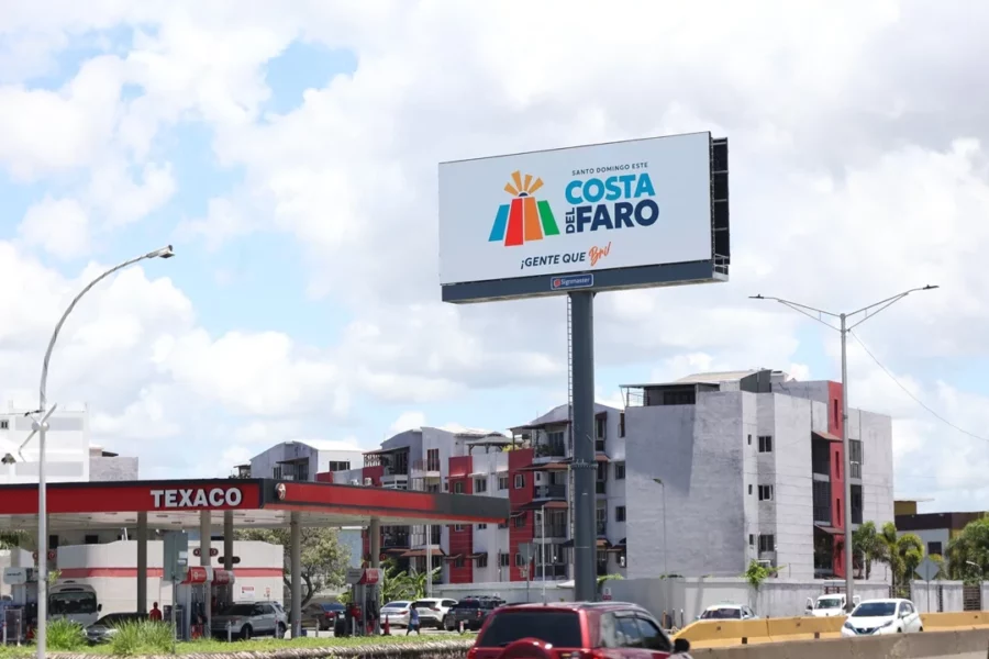 costa del faro en santo domingo este. jpg