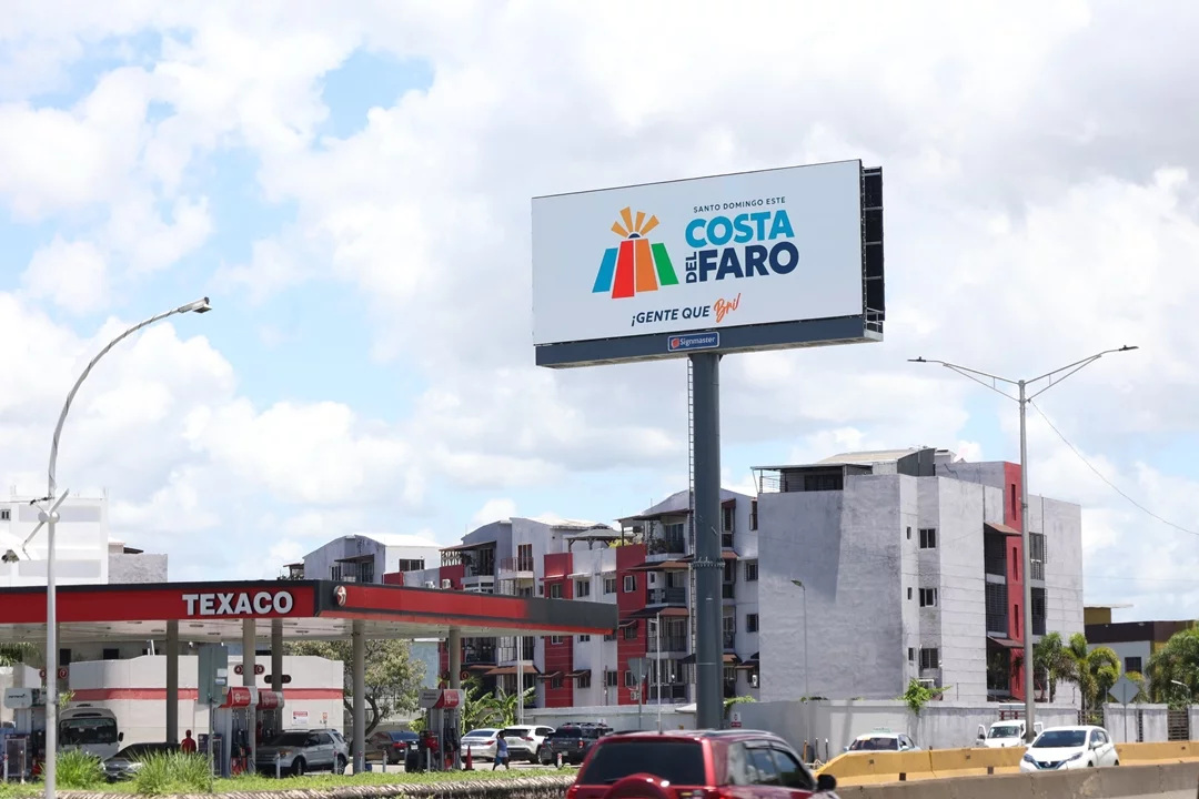 costa del faro en santo domingo este. jpg