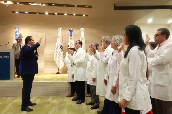 Juramentación de Comité Trasplantes en Cedimat
