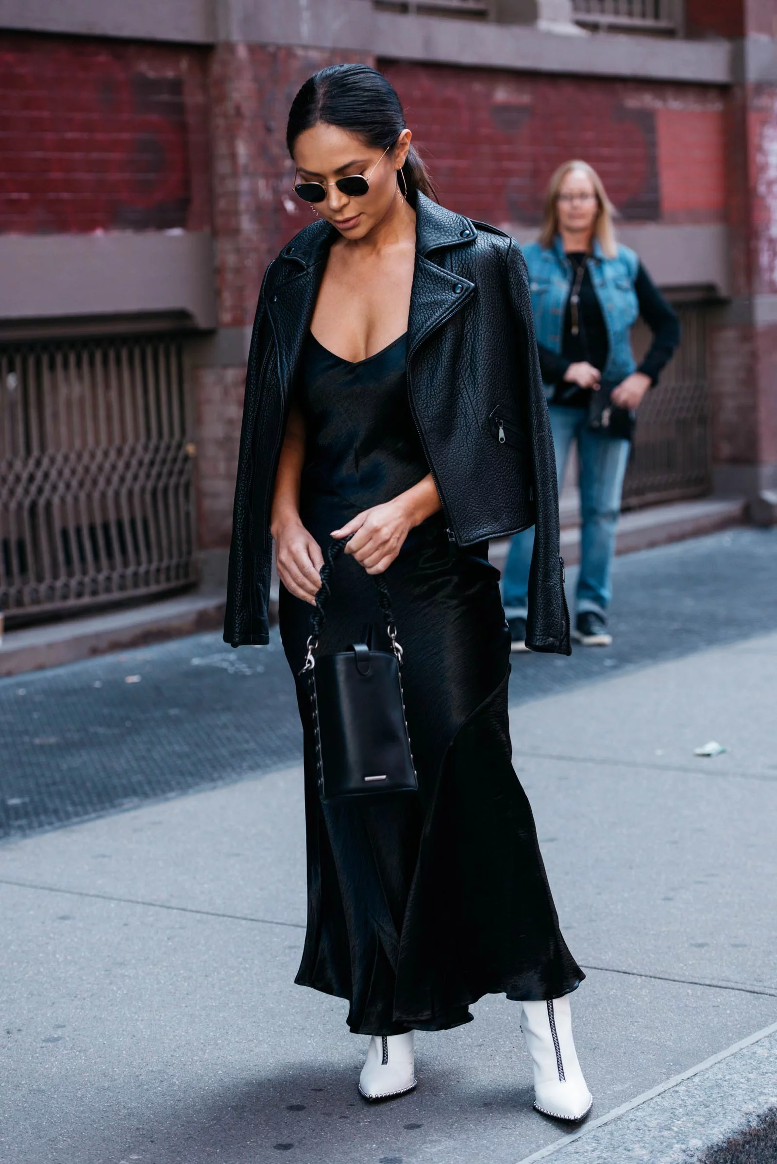 El vestido lencero arrasa por su toque sexi y multifuncional
