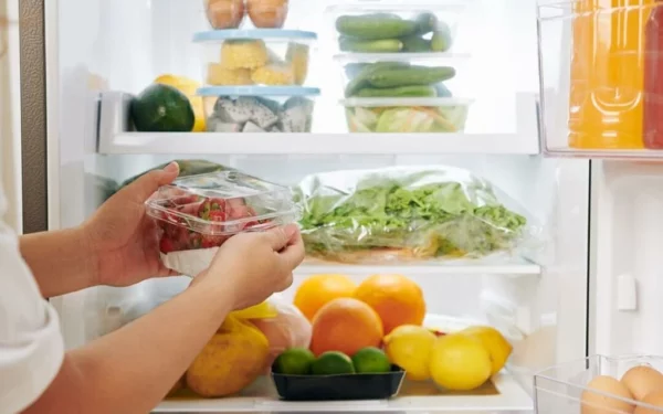 se-puede-guardar-el-arroz-cocido-en-la-nevera-1024×640