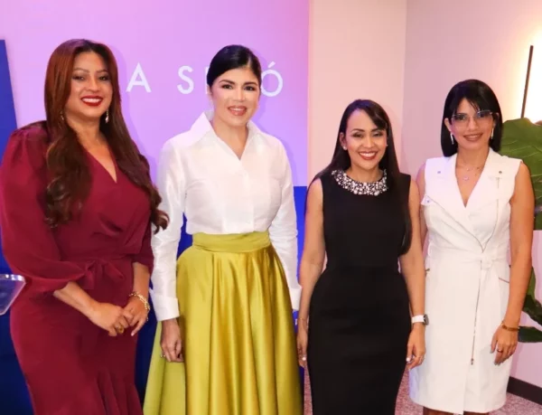 Rossana Ramírez,  Ana Simó, Yonahira Encarnación y Keyla González.