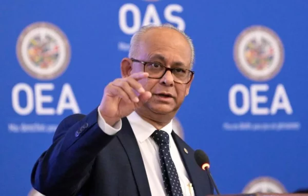Albert Ramdin habló en una conferencia de prensa previa a la Asamblea General de la OEA.