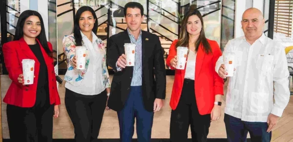 Aleyda Thalia Feliciano, Angie Contreras,  Ramón Andrés Brenes, Jatna Boyero y Fausto Bojórquez.