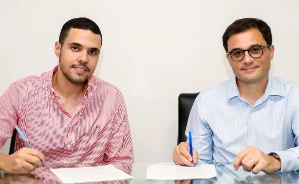 Ángel Beato y Sebastien Proux.